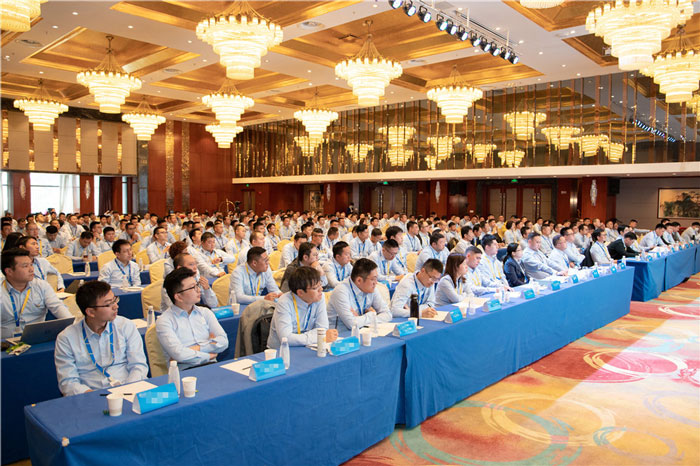 新起点、新征程、乘风破浪、砥砺前行——华体会体育平台·（中国）官方网站
管理层大会在南京隆重召开-1.jpg